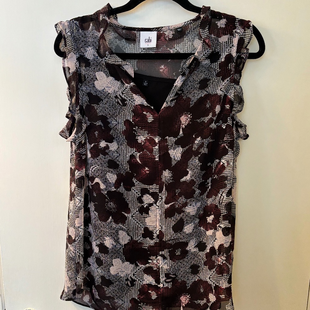 Cabi Weaver Blouse Size Small Black Maroon Pink